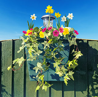 Revolutionary 4-in-1 Self-Watering Fence Planter and Solar Light - Light Grey